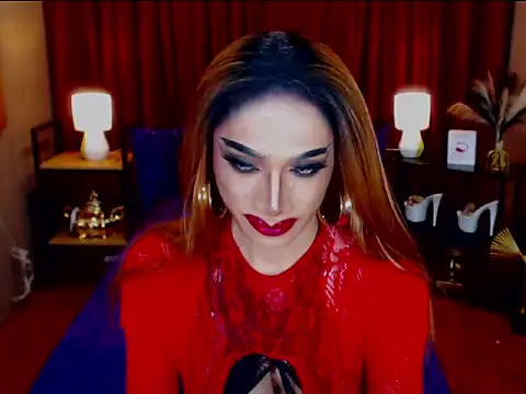 KieraLee online show from 04/18/26, 07:07