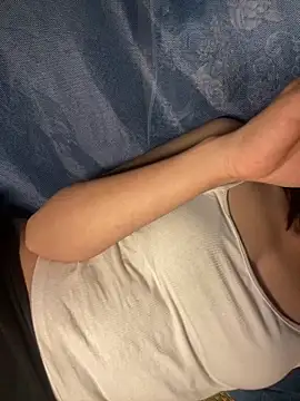 Candy baby01 online show from 04/07/26, 01:22