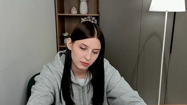 KerstinMaynor online show from 03/04/26, 07:58