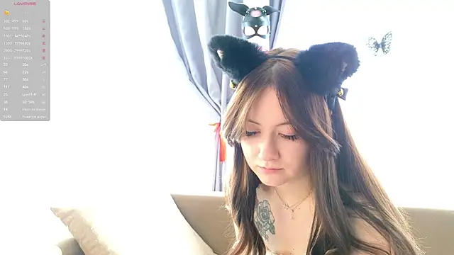 Snapshot of CandyceSandez chatting on 04/06/26, 04:10 CandyceSandez online show from 04/06/26, 04:10