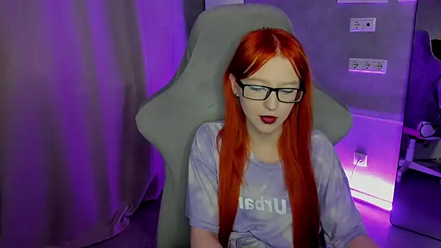 Emma Dusk online show from 03/27/26, 01:00