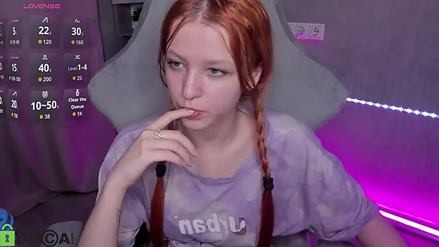 Emma Dusk online show from 05/15/26, 11:12