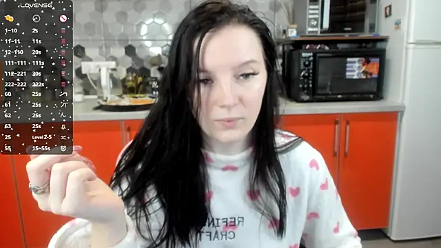 Snapshot of Mary_Blu chatting on 01/19/25, 11:21 Mary Blu online show from 01/19/25, 11:21