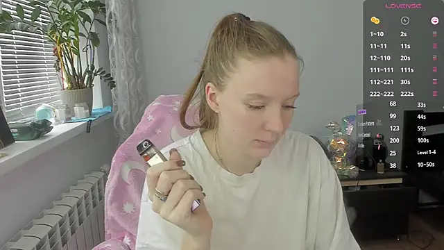 Mary Blu online show from 11/20/25, 10:26