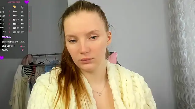 Mary Blu online show from 04/01/26, 05:41