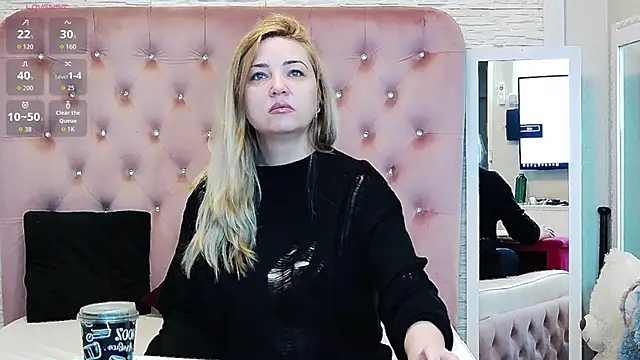 MellanieBliss online show from 04/30/26, 04:52