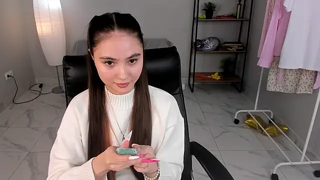 Irine Forward online show from 03/19/26, 01:48