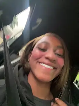 LiaTrainor online show from 03/18/26, 12:30