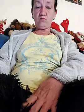 anayss17 online show from 04/25/26, 06:05