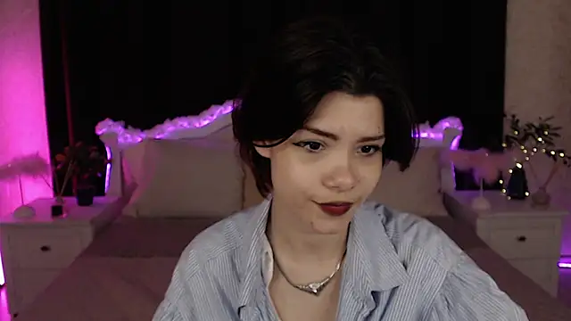 llittle-peachh online show from 03/12/26, 03:40