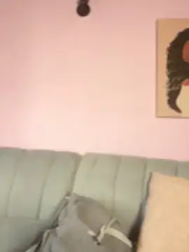 Im Luuu online show from 04/17/26, 01:14