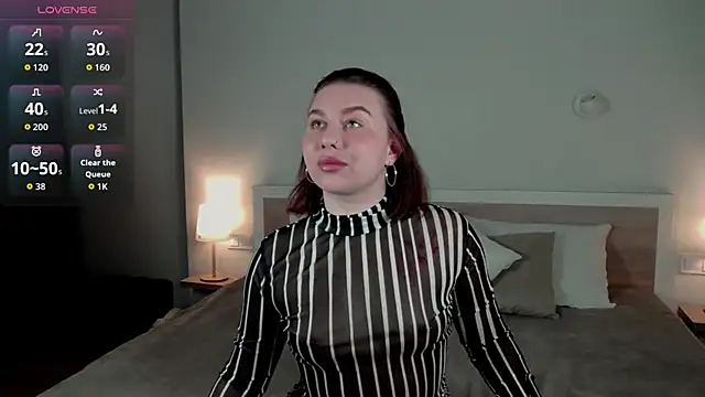 HermioneMoon online show from 04/02/26, 12:47