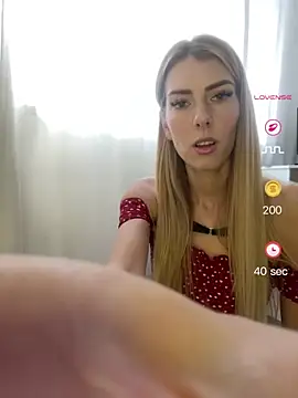 SoniaXOXO online show from 04/26/26, 12:14