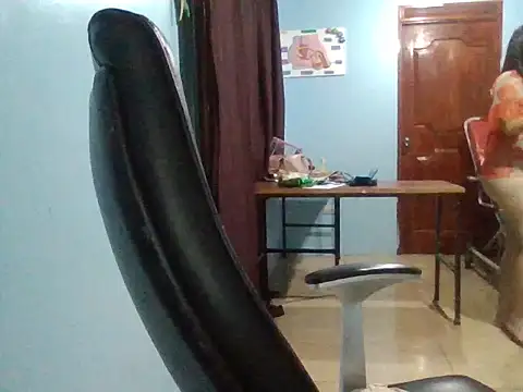 Confite2705 online show from 04/05/26, 10:51