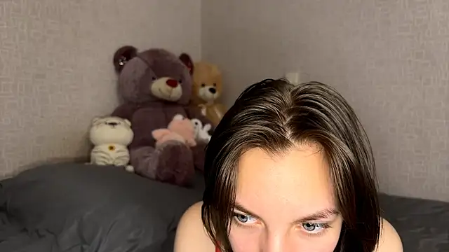 YangReifer online show from 04/23/26, 07:49