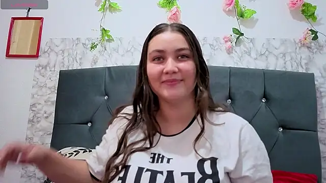 Snapshot of Mikaellaginx chatting on 03/02/26, 06:48 Mikaellaginx online show from 03/02/26, 06:48