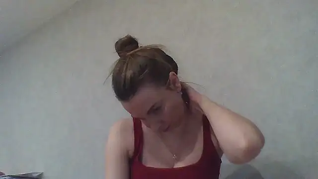 Luna2547 online show from 03/23/26, 09:08