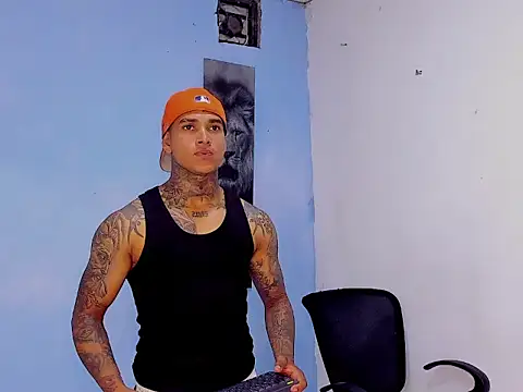 tyler bell  online show from 05/07/26, 02:17