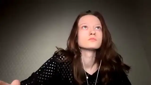 Snapshot of HousedMud chatting on 03/02/26, 09:43 HousedMud online show from 03/02/26, 09:43