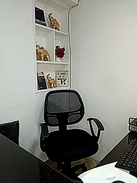 jaade doll online show from 03/30/26, 01:12