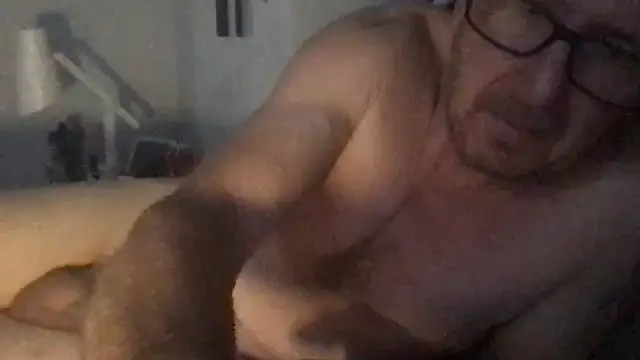 Snapshot of MrBombasticxxx chatting on 07/19/26, 02:54 MrBombasticxxx online show from 07/19/26, 02:54