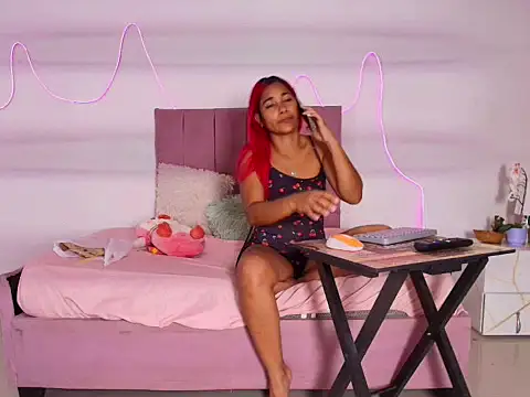 Peliroja lustrum online show from 03/12/26, 03:29