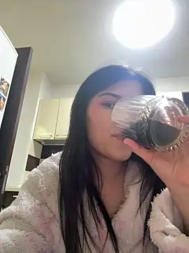 Snapshot of MistressMollyx chatting on 03/02/26, 10:49 MistressMollyx online show from 03/02/26, 10:49