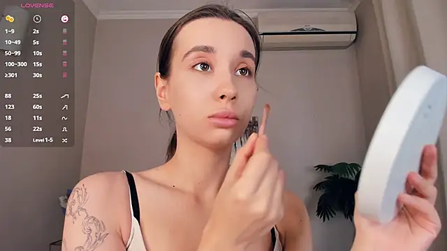 LaceyLettman online show from 04/15/26, 01:07