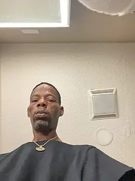 Snapshot of THAREALMIKEPIPE chatting on 05/15/26, 02:46 THAREALMIKEPIPE online show from 05/15/26, 02:46