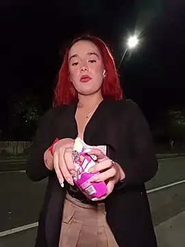 isabella ferrer99 online show from 04/24/26, 04:59