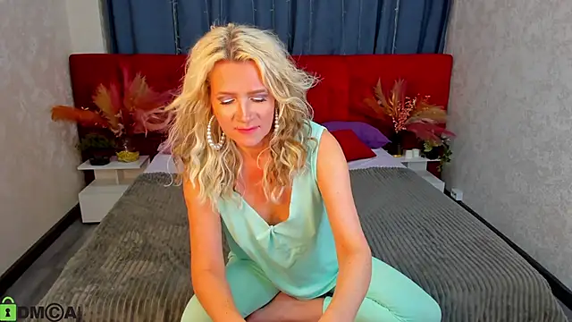 Ledi Luna online show from 04/23/26, 09:19