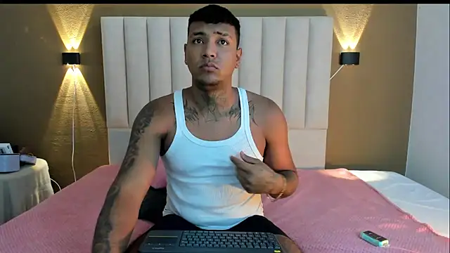 Snapshot of Axell_king07 chatting on 05/11/26, 05:10 Axell king07 online show from 05/11/26, 05:10