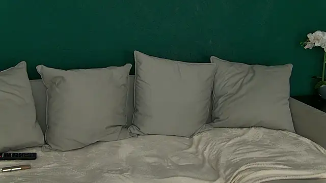 SkinnyNatty online show from 03/11/26, 05:02