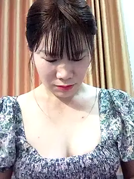 Bondgirl 9 online show from 05/14/26, 07:48