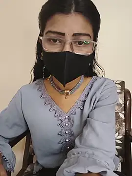 Snapshot of Rubina_69 chatting on 06/20/26, 06:33 Rubina 69 online show from 06/20/26, 06:33