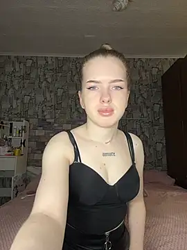 KayShaw online show from 04/01/26, 07:42