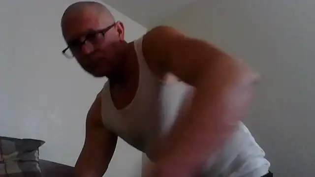 Snapshot of Ronin77774 chatting on 03/04/26, 03:56 Ronin77774 online show from 03/04/26, 03:56