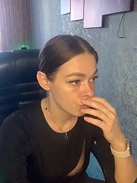 Im Phoenix  online show from 03/10/26, 08:52