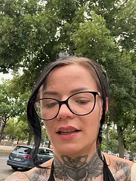 SkinnyLilly online show from 07/17/26, 12:45