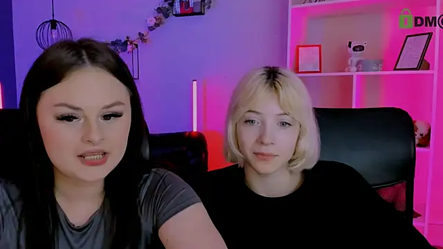 miss courtney  online show from 04/13/26, 09:15