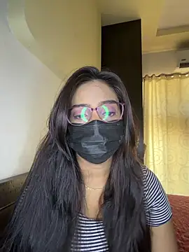 nikki catz online show from 04/18/26, 04:16