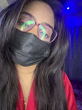 nikki catz online show from 04/19/26, 06:10