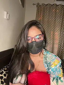 nikki catz online show from 04/23/26, 01:02