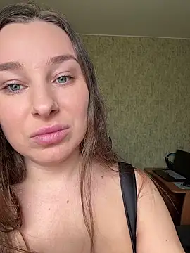 sweetie El online show from 04/15/26, 08:43