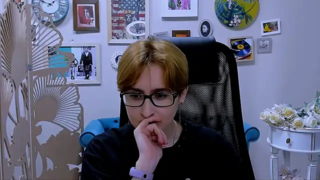 LixeLuna online show from 03/17/26, 06:50