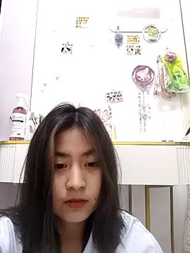 Yunhan 27 online show from 03/05/26, 03:41