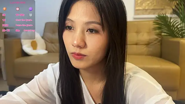 Snapshot of onlylookatu chatting on 07/17/26, 08:24 onlylookatu online show from 07/17/26, 08:24