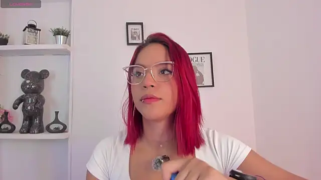 Im Scarlett  online show from 04/23/26, 06:21