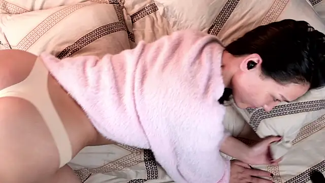 VesperCrown online show from 04/28/26, 08:36