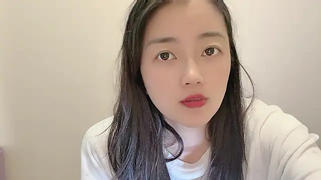 Snapshot of jinxiyao01 chatting on 06/12/26, 02:54 jinxiyao01 online show from 06/12/26, 02:54